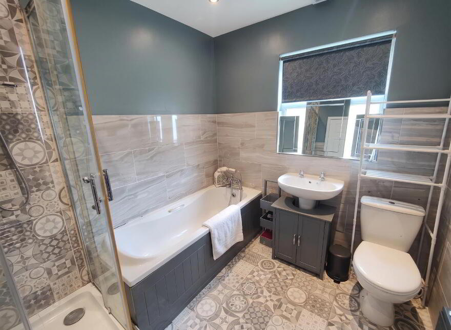30 Wolfhill Manor, Belfast, BT14 8DE