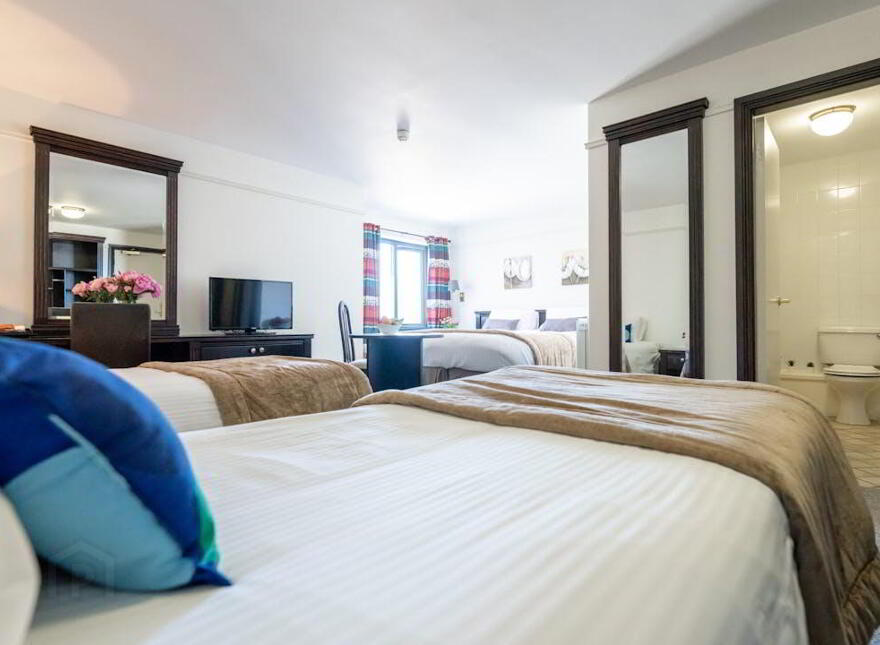 Marine Court Hotel, 18-20 Quay Street, Bangor, BT20 5ED