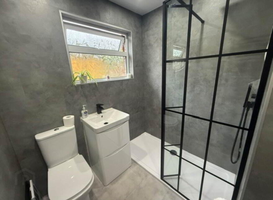 11 Rathlin Heights, Carrickfergus, BT38 8SF