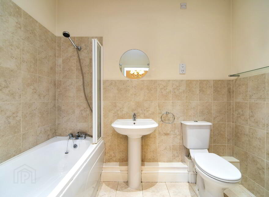 28 Kilwarlin Crescent, Royal Hillsborough, BT26 6QF