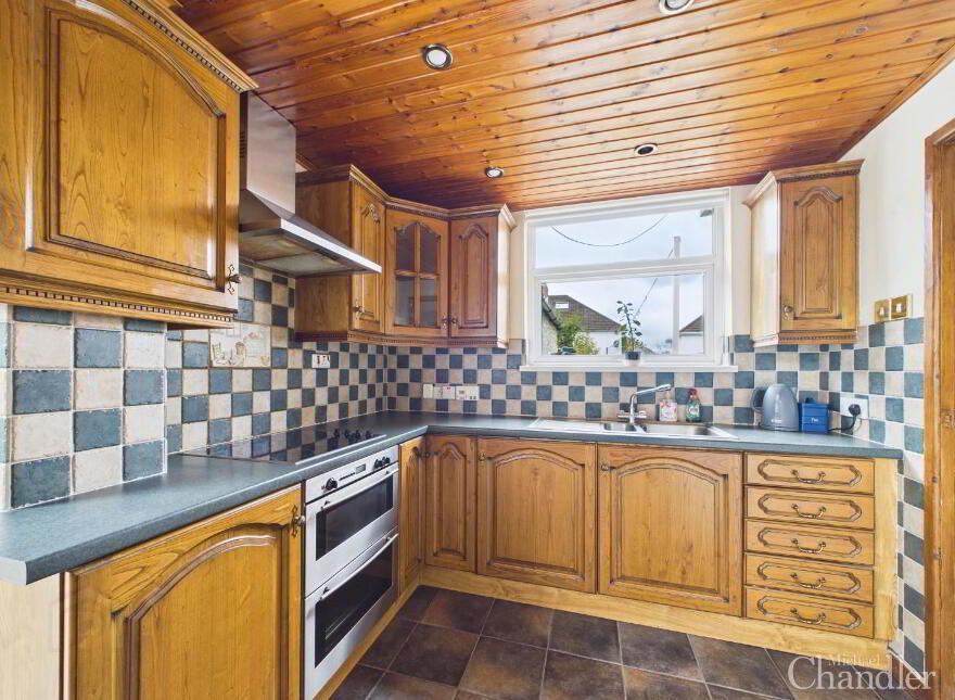 60 Stirling Avenue, Belfast, BT6 9LP