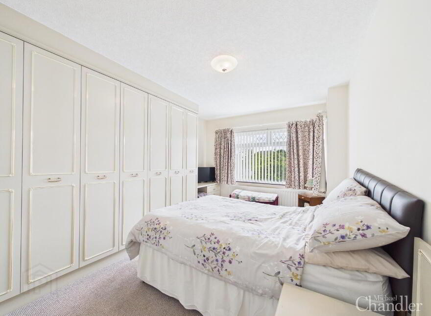 60 Stirling Avenue, Belfast, BT6 9LP