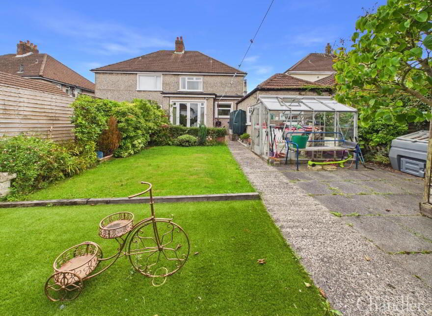 60 Stirling Avenue, Belfast, BT6 9LP