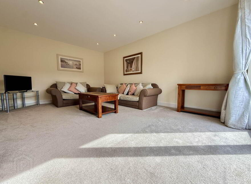Apartment 4 Shrone Darragh, Barraduff, Killarney, V93P6H6