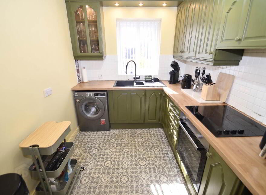 74a Glen Road, Belfast, BT11 8BH