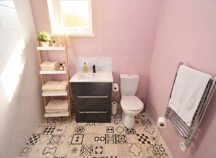 74a Glen Road, Belfast, BT11 8BH
