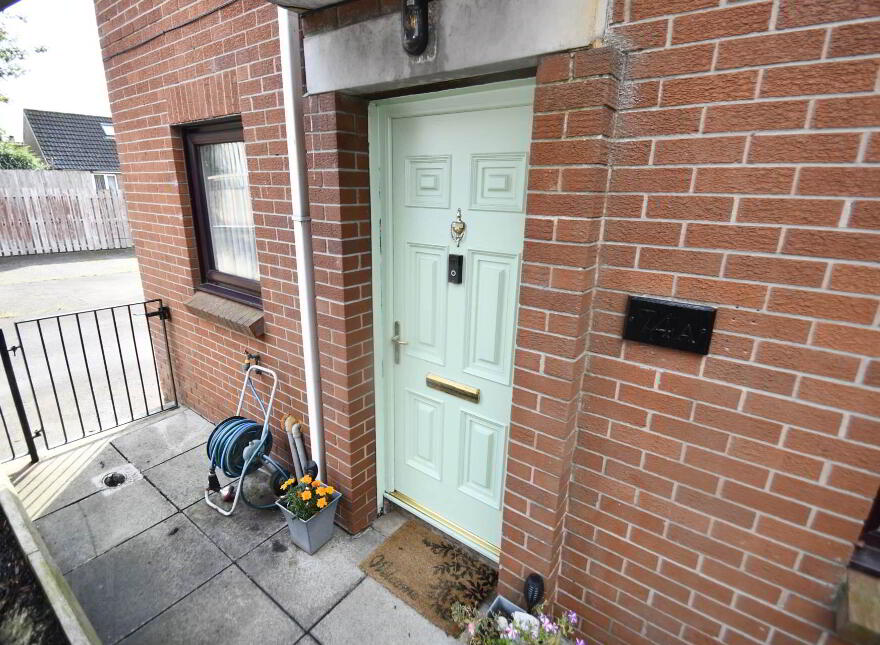 74a Glen Road, Belfast, BT11 8BH