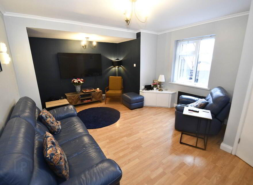 74a Glen Road, Belfast, BT11 8BH