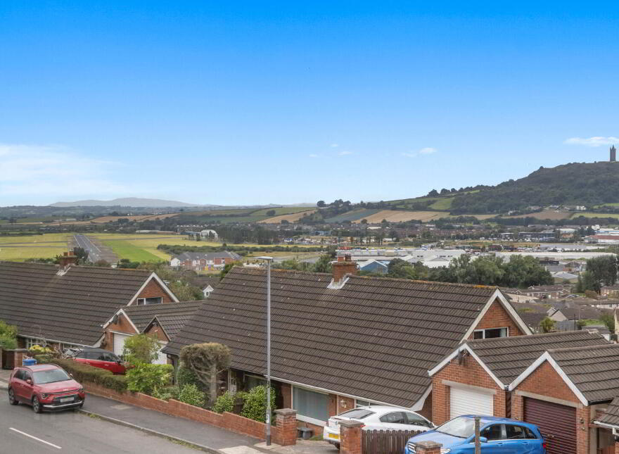 49 Strangford Heights, Newtownards, BT23 8ND