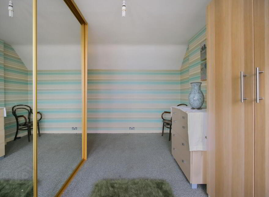 49 Strangford Heights, Newtownards, BT23 8ND