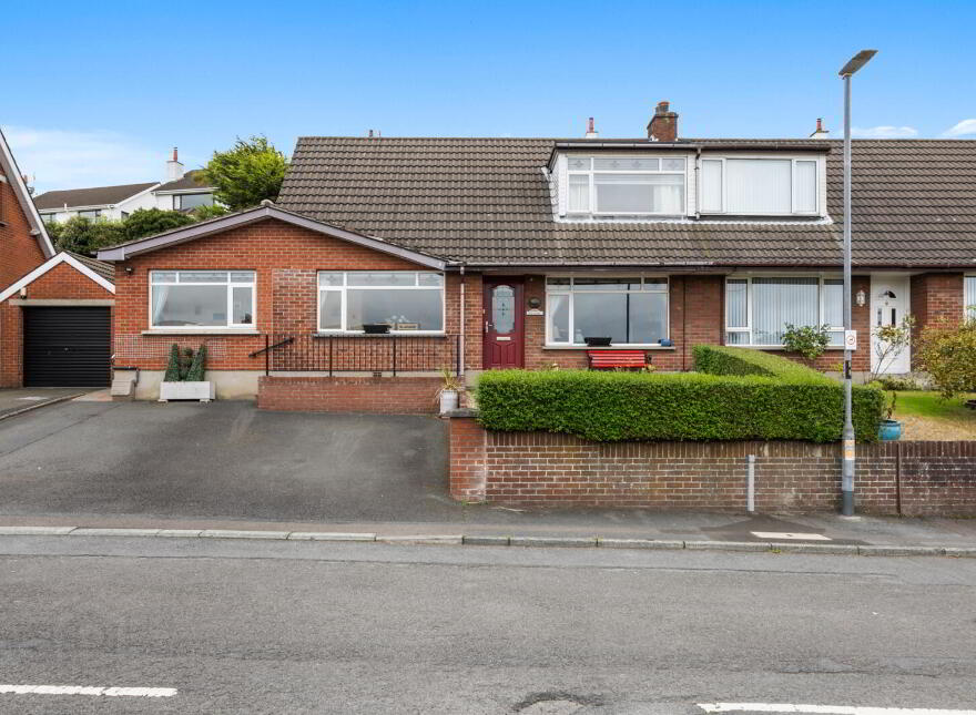 49 Strangford Heights, Newtownards, BT23 8ND