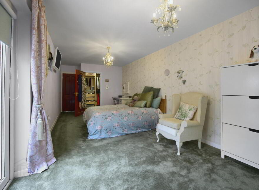 49 Strangford Heights, Newtownards, BT23 8ND