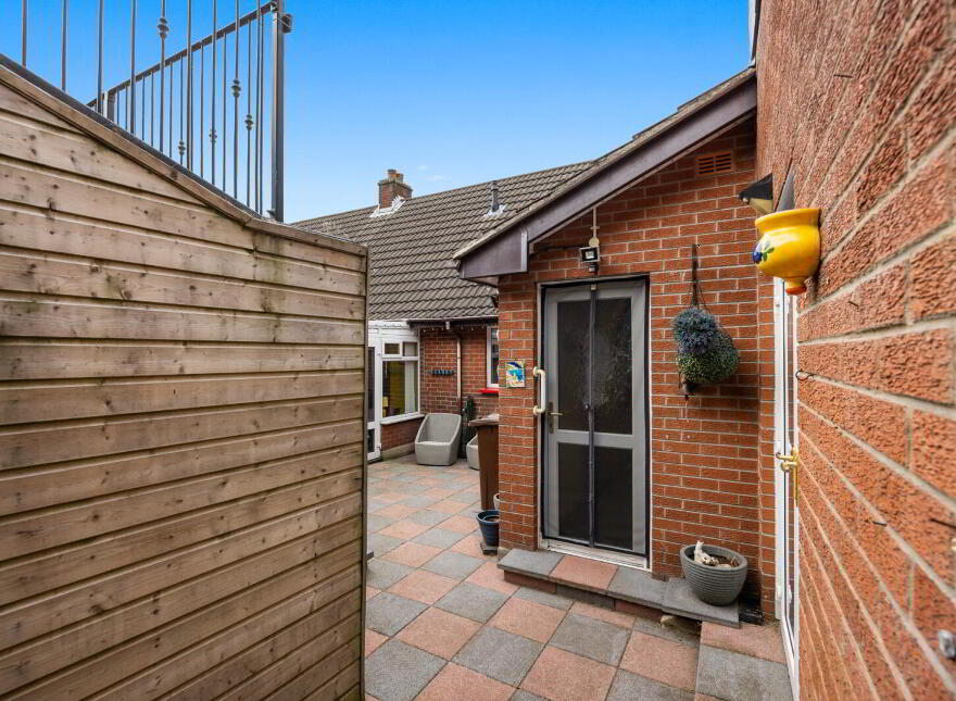 49 Strangford Heights, Newtownards, BT23 8ND