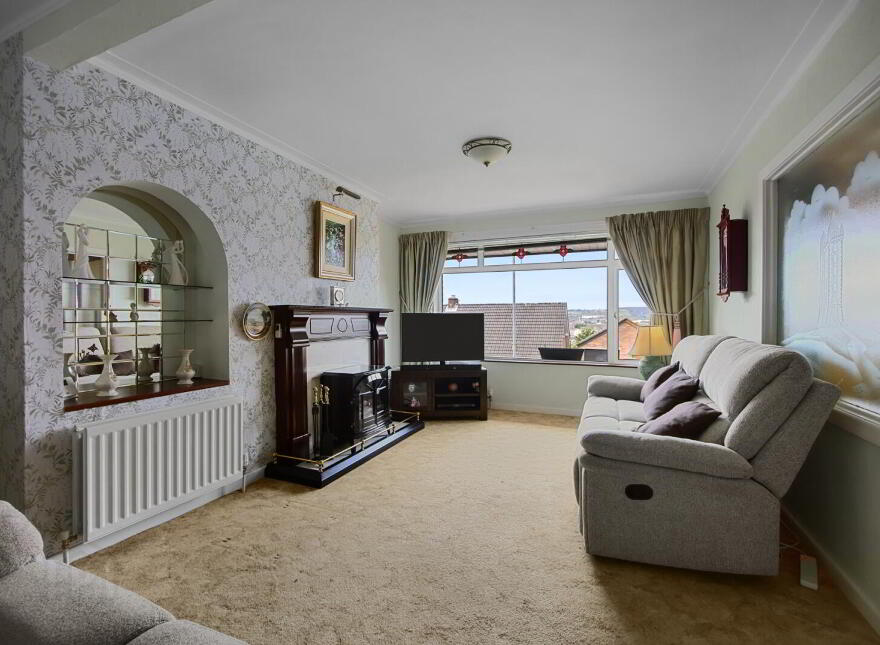 49 Strangford Heights, Newtownards, BT23 8ND