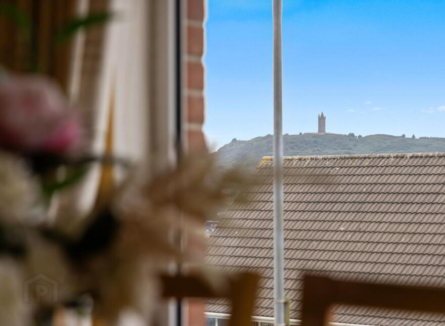 49 Strangford Heights, Newtownards, BT23 8ND