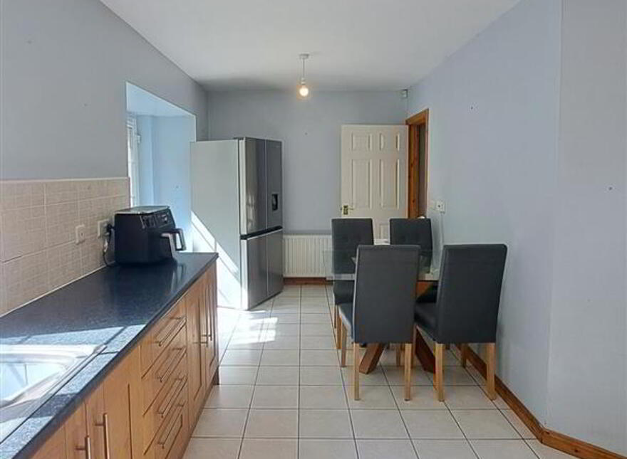 104 Bishopshill, Dromore, BT25 1FL
