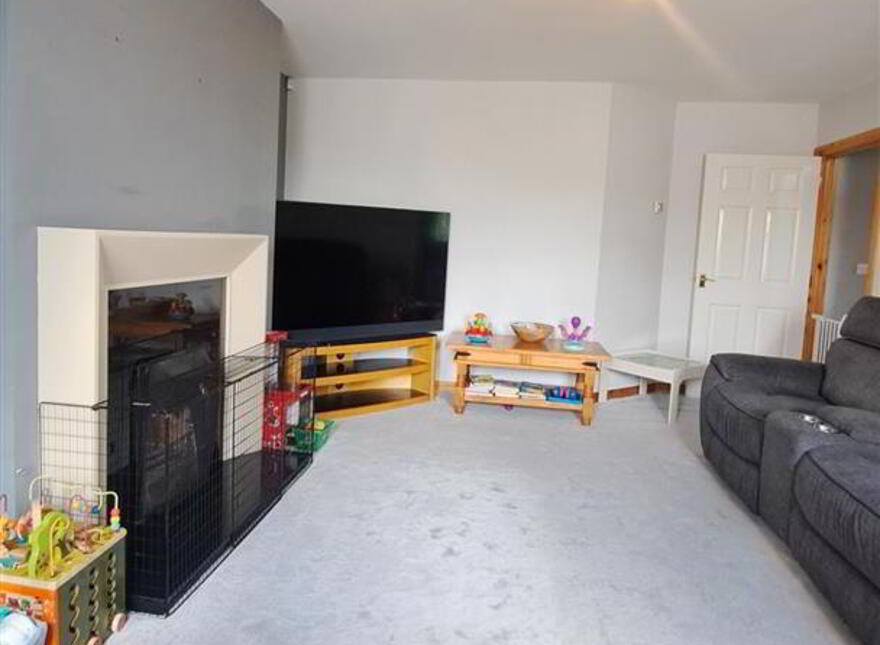 104 Bishopshill, Dromore, BT25 1FL