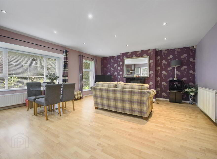 61 Millmount Lane, Dundonald, Belfast, BT16 1WN