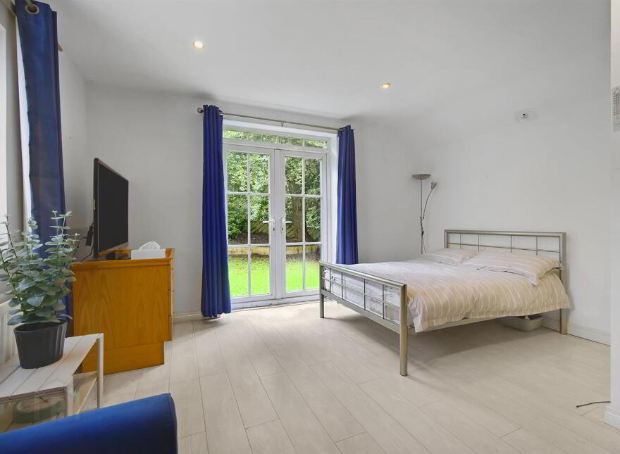 61 Millmount Lane, Dundonald, Belfast, BT16 1WN