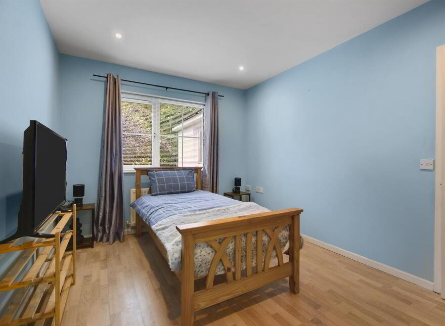 61 Millmount Lane, Dundonald, Belfast, BT16 1WN