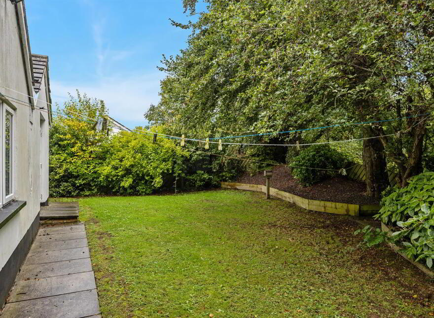 61 Millmount Lane, Dundonald, Belfast, BT16 1WN