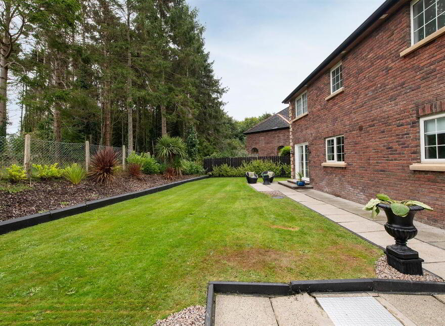 7 Hayes Court, Seapatrick, Banbridge, BT32 4HY
