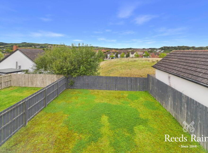 14 Coopers Mill Heights, Dundonald, Belfast, BT16 1WX