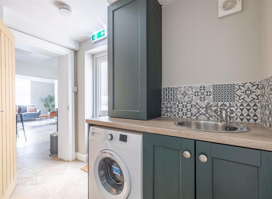 Room 1, 24 Windsor Avenue, Lurgan, Craigavon, BT67 9BG