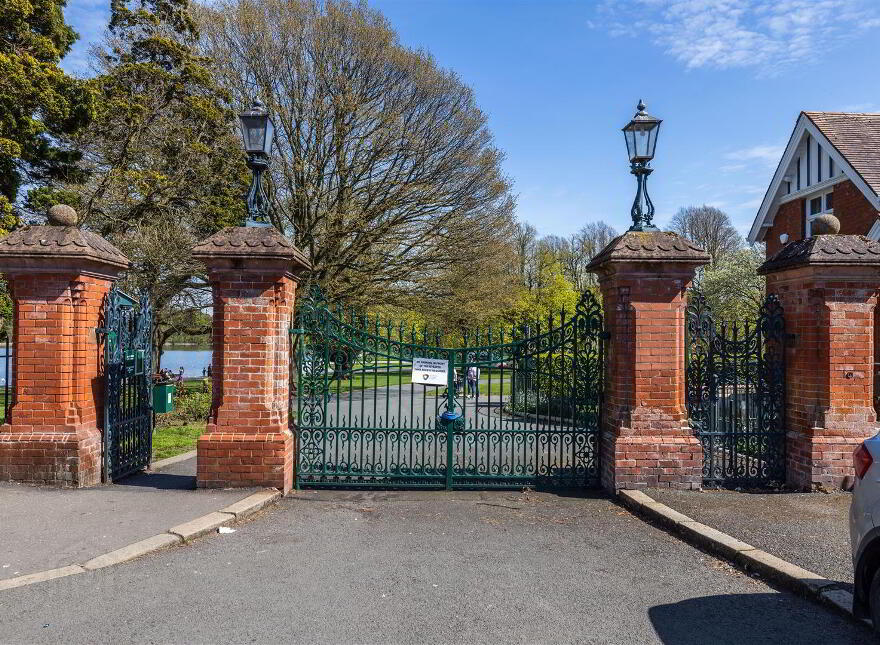 Room 1, 24 Windsor Avenue, Lurgan, Craigavon, BT67 9BG