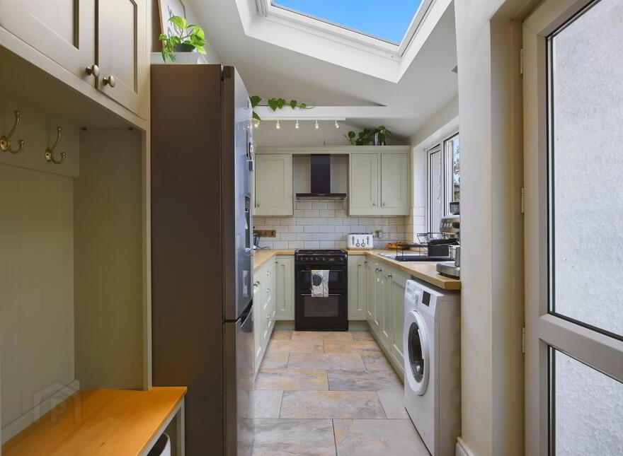 28 Galway Park, Dundonald, Belfast, BT16 2AN