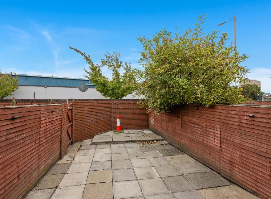 20 Lough Lea, Belfast, BT5 4PA
