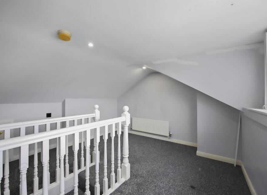 20 Lough Lea, Belfast, BT5 4PA
