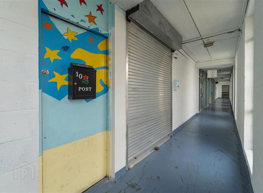 Bawnogue Shopping Centre, Clondalkin, Dublin, D22