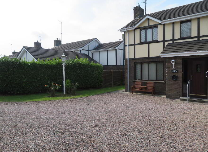16 Tudor Lodge, Waringstown, Craigavon, BT66 7SX