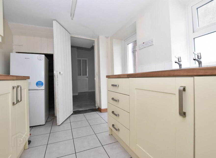 82 Frances Street, Newtownards, BT23 7DY