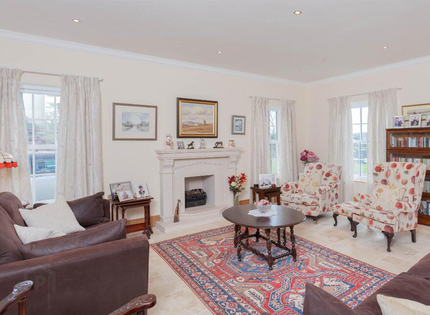 Inishboffin House, 44 Ballyworfy Road, Hillsborough, BT26 6LR