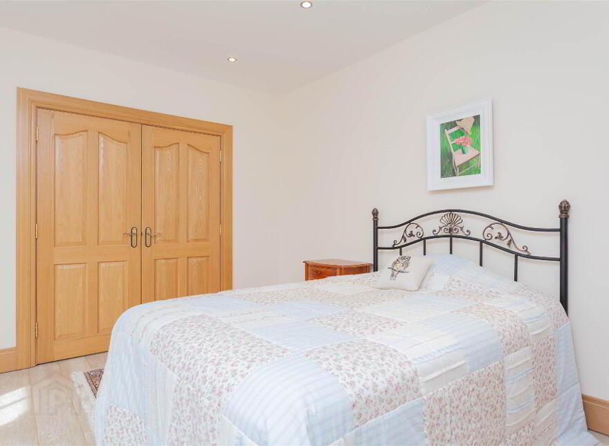 Inishboffin House, 44 Ballyworfy Road, Hillsborough, BT26 6LR