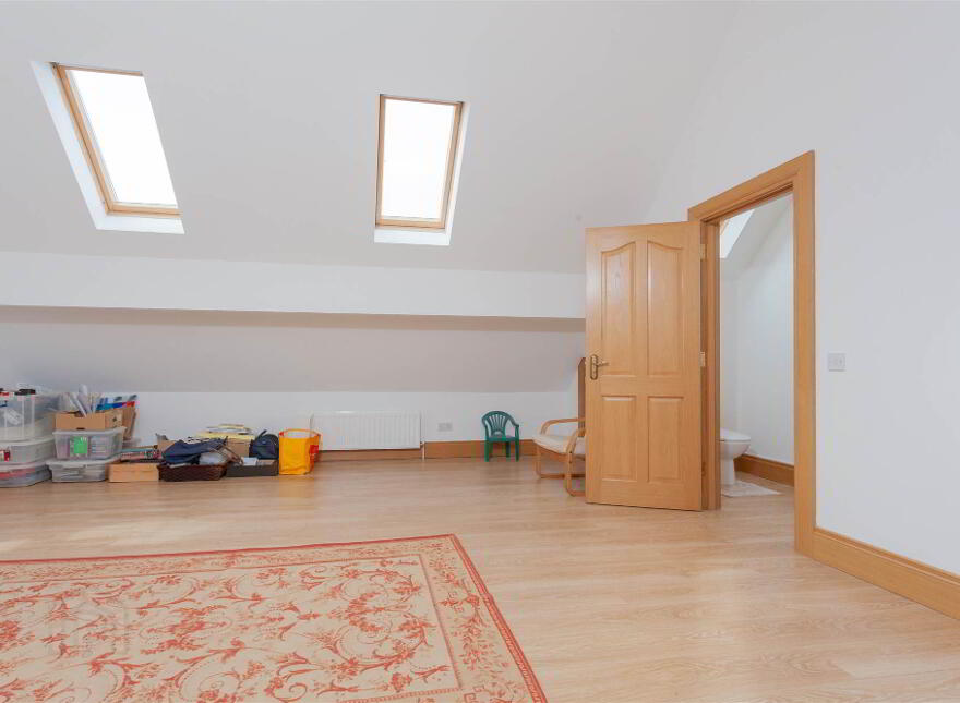 Inishboffin House, 44 Ballyworfy Road, Hillsborough, BT26 6LR