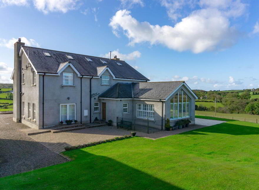 Inishboffin House, 44 Ballyworfy Road, Hillsborough, BT26 6LR