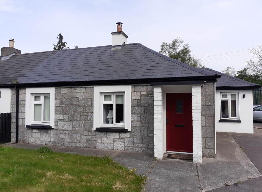 7 Riverside Place, Old Galway Road, Athlone, N37AH95