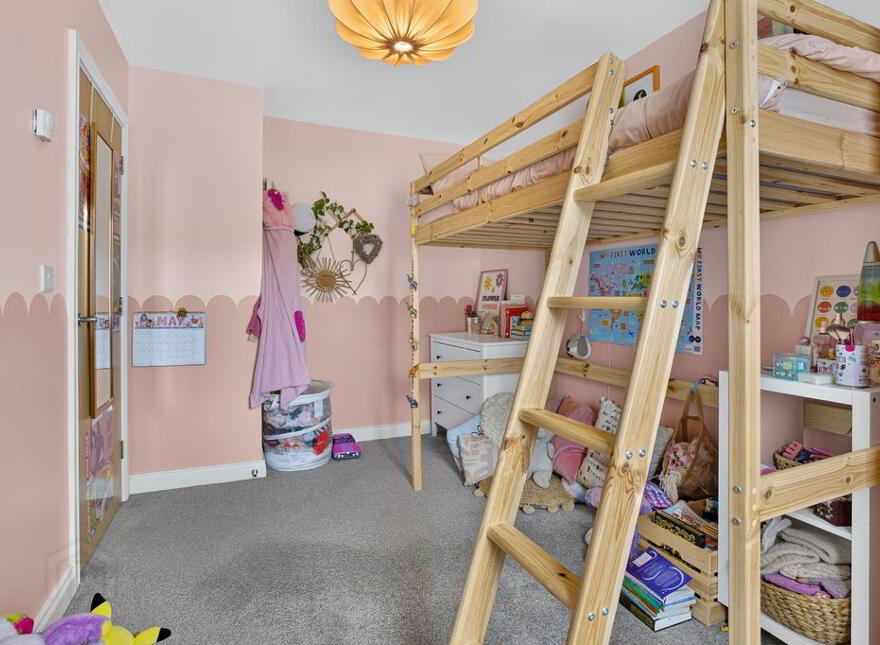 49 Ballyveigh Avenue, Antrim, BT41 2GX