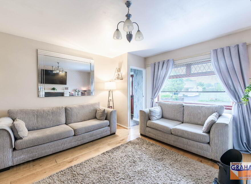 4 Arnold Grove, Ballinderry Lower, Lisburn, BT28 2JL