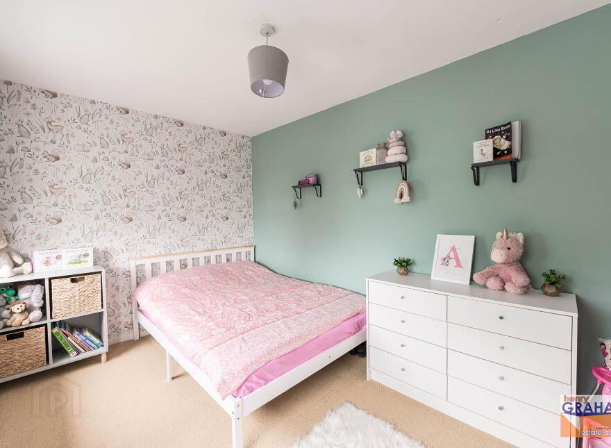 4 Arnold Grove, Ballinderry Lower, Lisburn, BT28 2JL