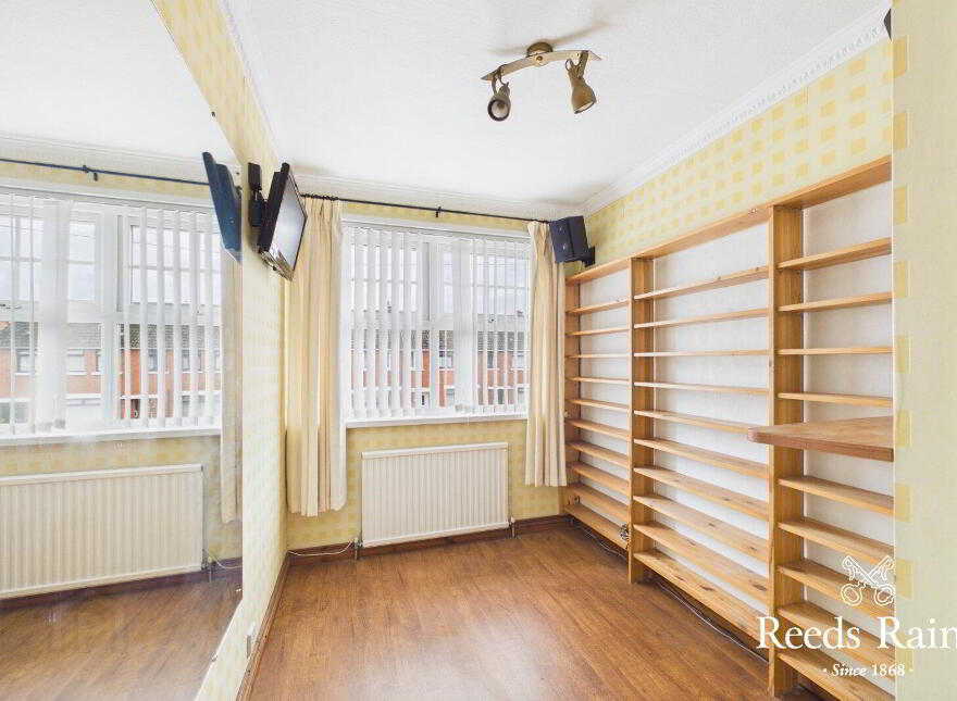 36 Larkfield Gardens, Belfast, BT4 1QR