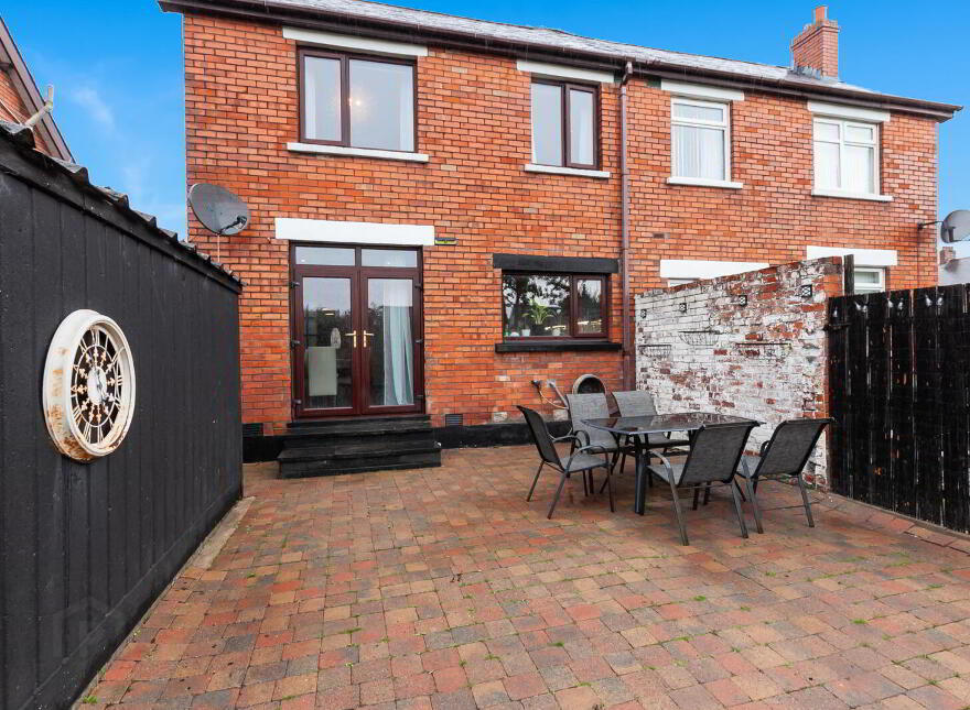 4 Cliftondene Gardens, Belfast, BT14 7PF