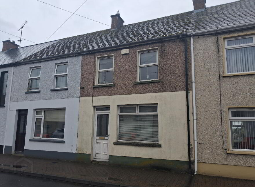 3 High Street, Roslea, BT92 7LT