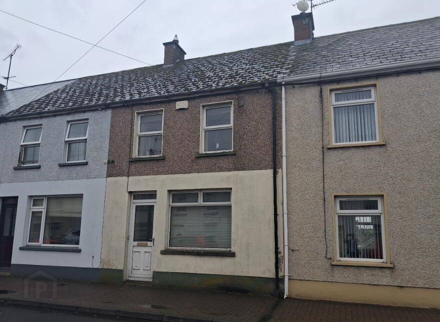 3 High Street, Roslea, BT92 7LT