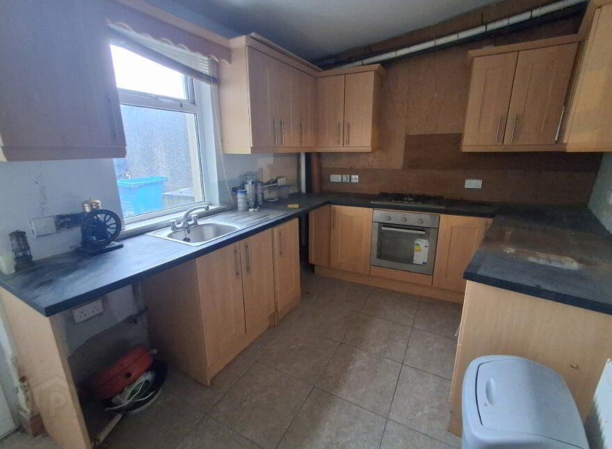 3 High Street, Roslea, BT92 7LT