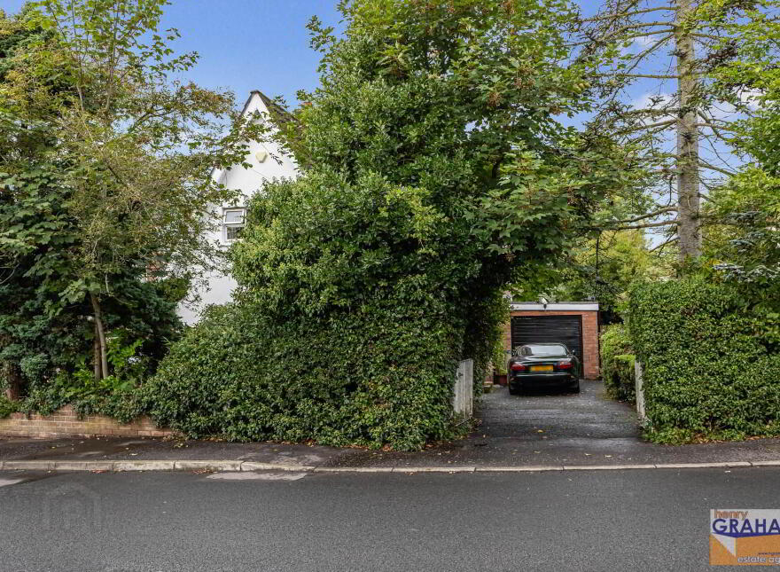16 Coolsara Park, Lisburn, BT28 3BG