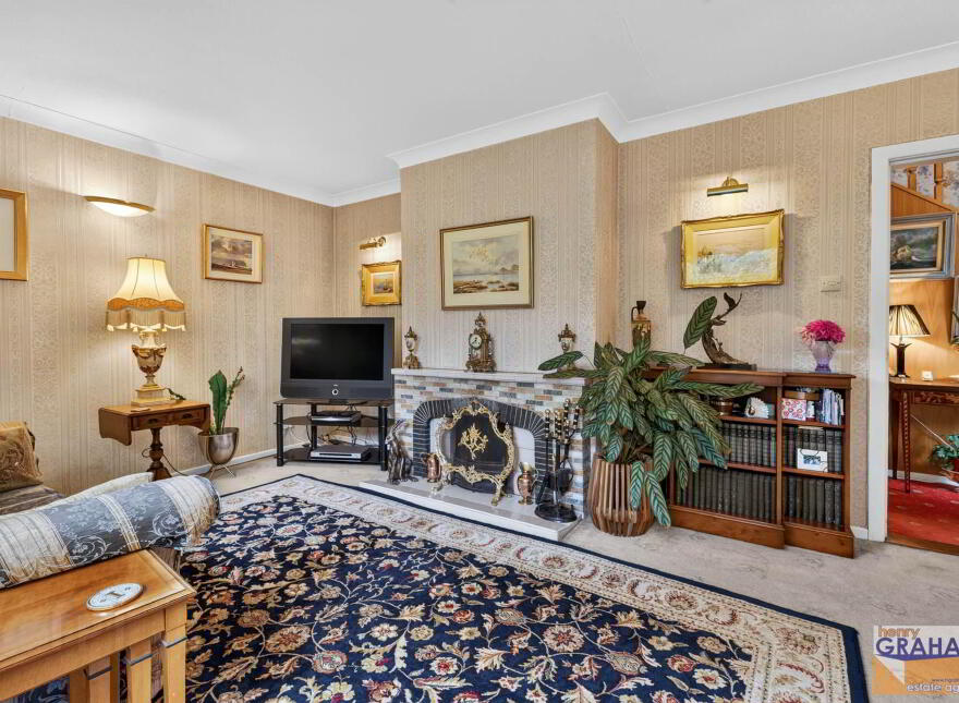 16 Coolsara Park, Lisburn, BT28 3BG